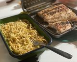 Foto del paso 4 de la receta: Salmón Flip - Pasta con salsa de ajo y mostaza
