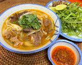 Hình bước làm 2 của món Bún gân bắp bò mắm ruốc