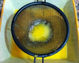 Foto del paso 4 de la receta: Yemas confitadas en almíbar de esencia almendras, canela y anís
