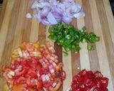 A picture of step 5 of Burabiscon shinkafa (rice couscous).