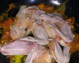 Foto langkah ke 3 dari resep Ayam Rica Pedas Kemangi 🍗🌿.
