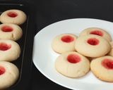 A picture of step 5 of Jim Jam Cookies.