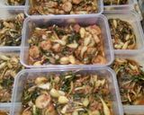 Foto langkah ke 7 dari resep Tumis bawang rambut udang.