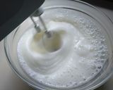 Foto del paso 4 de la receta: Bizcocho de claras y chocolate