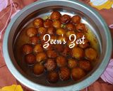 A picture of step 4 of Paneer and Khoya Gulab Jamuns.
