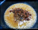 Foto del passaggio 6 della ricetta Risotto con Missoltino, Burrata e Cipolla Marinata
