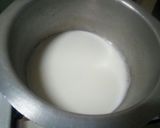 A picture of step 2 of Nice porridge with milk.