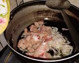 A picture of step 7 of Tikka chicken macroni.