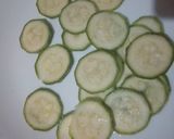 Une image de l'étape 1 de Courgette au fromage.