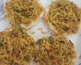 A picture of step 4 of Maggi Buns.