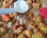 Foto langkah ke 6 dari resep Brongkos Tahu Krecek.