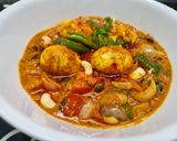 A picture of step 3 of Karahi Egg Masala.