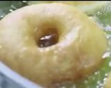 A picture of step 2 of Dounuts With Homemade Chocolate.