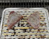 A picture of step 1 of Tuna steak.