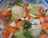 Foto langkah ke 3 dari resep Sayur sawi wortel kuah bening.