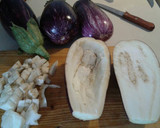 Foto del paso 1 de la receta: Berenjenas rellenas de carne