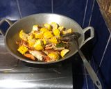 Foto langkah ke 4 dari resep Kepiting Asam Manis Pedas.