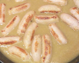 Foto del paso 4 de la receta: Salchichas al vino