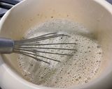Une image de l'étape 10 de Far aux raisins secs et vanille.