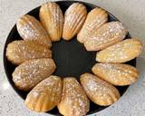 Vanilla madeleines recipe step 9 photo