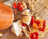 Hình bước làm 3 của món Gỏi Đu Đủ Xanh Ba Khía Thái Lan (Somtam)