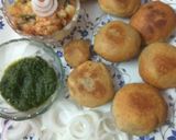 A picture of step 6 of Fry Litti in ghee.