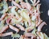 Une image de l'étape 1 de Omelette aux lardons et plus.