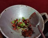 Foto langkah ke 5 dari resep Sambel jengkol goreng.