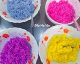 Hình bước làm 2 của món Cơm cuộn sắc màu