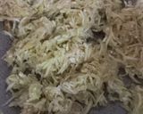 A picture of step 1 of Lauki Halwa.