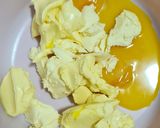 Foto langkah ke 2 dari resep Kastengel cheezy dan crunchy, No mixer, cepat dan mudah banget.