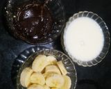 A picture of step 1 of Banana Nutella Milkshake.