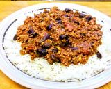 A picture of step 30 of Beefed up Chilli Con Carne, with fresh chillies.