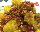 Foto langkah ke 5 dari resep Ayam tepung cabai garam.