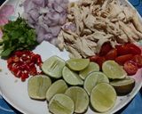 รูปขั้นตอนการทำที่ 1 ของ ลาบเส้นแก้วอกไก่แซ่บๆ