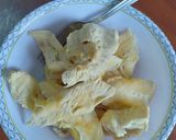A picture of step 1 of Enchiladas Suizas.