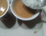 A picture of step 3 of Kadak chai ki piyali.