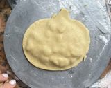 Foto del paso 1 de la receta: Quesadilla mini de Halloween en freidora de aire para lonchera