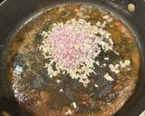 A picture of step 2 of Chicken Marsala.