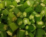 भिंडी की सब्जी (bhindi ki sabzi recipe in Hindi) रेसिपी चरण 2 फोटो