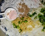 कुट्टू आलू के लच्छेदार पकौड़े (व्रत स्पेशल) रेसिपी चरण 2 फोटो