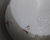 बादाम का दूध(badam ka dudh recipe in hindi) रेसिपी चरण 2 फोटो