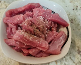 Foto del paso 3 de la receta: Tiras de solomillo de cerdo guisadas con verduras