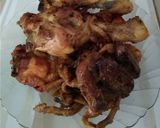 Foto langkah ke 4 dari resep Ayam goreng kunyit.