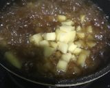 Foto langkah ke 2 dari resep Kentang Manis Daging Cincang Saus Teriyaki.