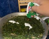 Foto langkah ke 4 dari resep Daun Singkong kuah Santan.