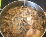 Foto del paso 4 de la receta: Pavo con champiñones 🍄