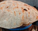बाजरीच्या भाकरी (bajrichya bhakhri recipe in marathi) रेसिपी स्टेप 2 फोटो 
