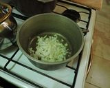Foto del paso 3 de la receta: Pollo al curry con papas al natural tostadas