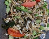 Foto langkah ke 3 dari resep Tumis Teri Gendot Pete.